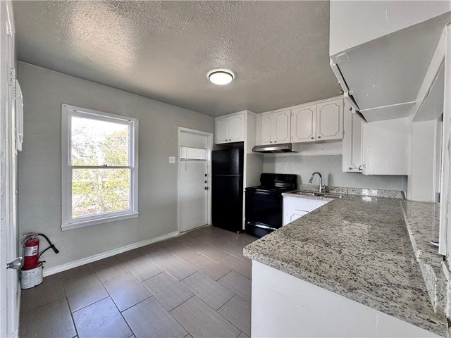 3120 Santa Fe St 7, Corpus Christi, TX 78404