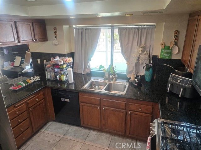 37301 Desert Willow, Palmdale, CA 93550