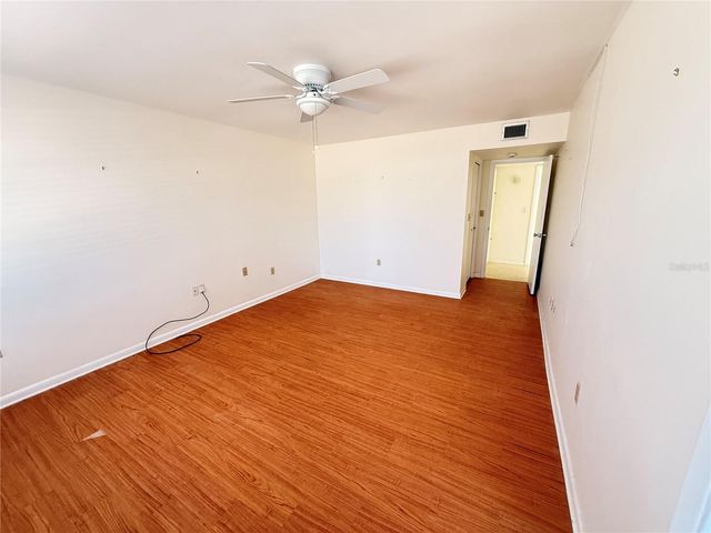 713 THUNDERBIRD AVENUE, Sun City Center, FL 33573