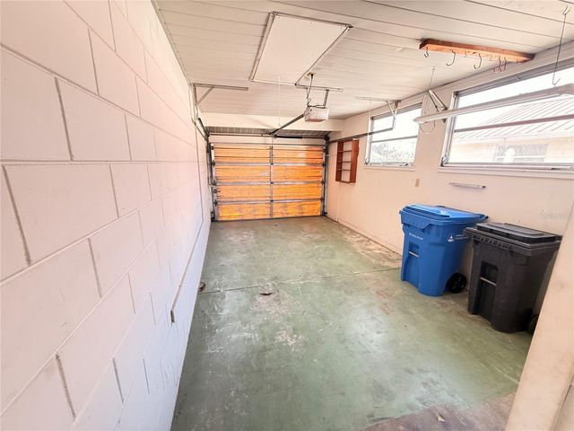 713 THUNDERBIRD AVENUE, Sun City Center, FL 33573