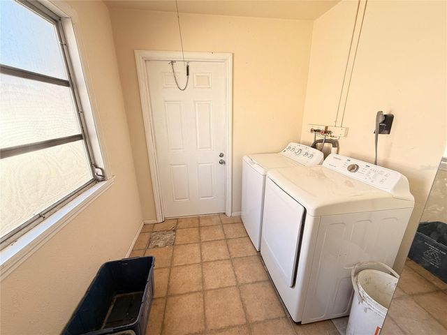 713 THUNDERBIRD AVENUE, Sun City Center, FL 33573