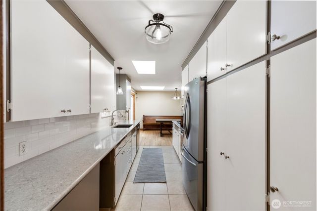1413 Lindberg Place, Bremerton, WA 98310
