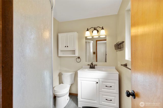 1413 Lindberg Place, Bremerton, WA 98310