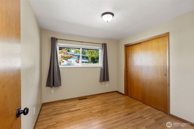1413 Lindberg Place, Bremerton, WA 98310