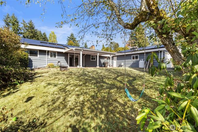 1413 Lindberg Place, Bremerton, WA 98310