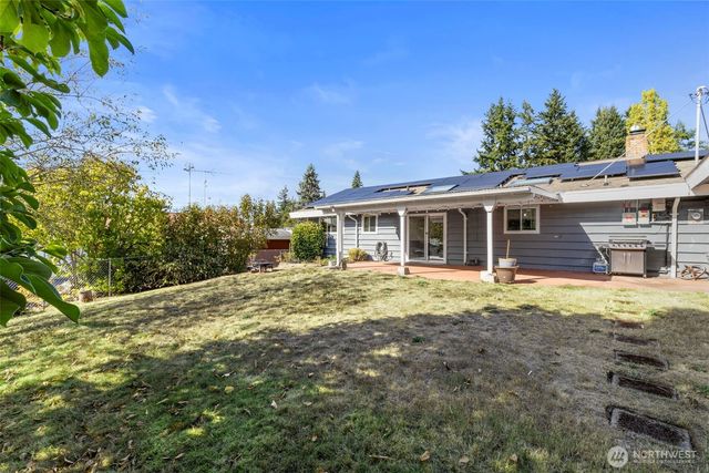 1413 Lindberg Place, Bremerton, WA 98310
