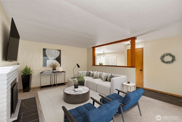 1413 Lindberg Place, Bremerton, WA 98310