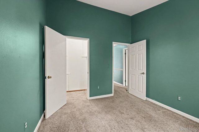 37491 Charter Oaks Boulevard, Clinton Charter Township, MI 48036