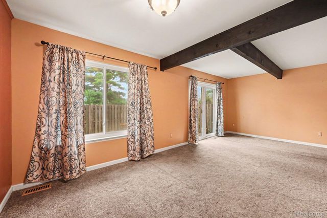 37491 Charter Oaks Boulevard, Clinton Charter Township, MI 48036
