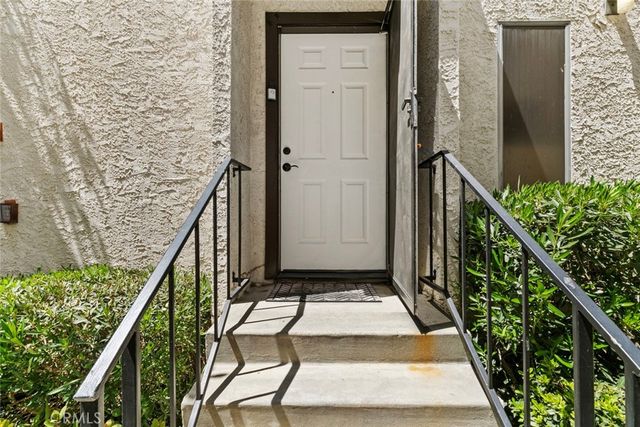 8801 Cedros Avenue 7, Panorama City, CA 91402