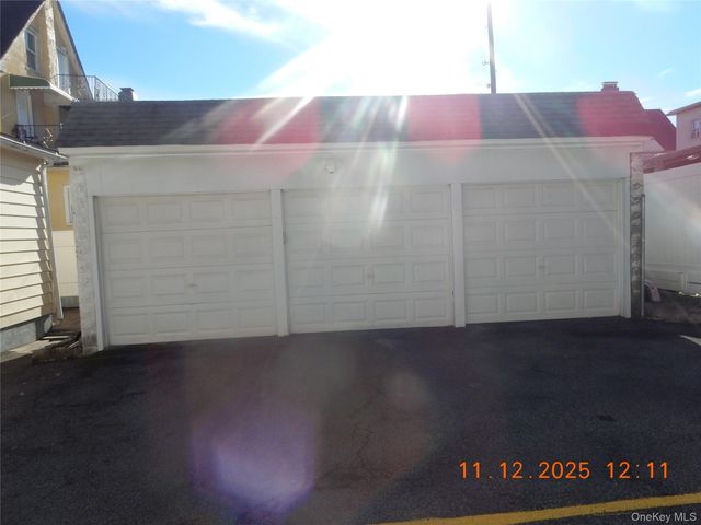 312 S 2nd Avenue, Mount Vernon, NY 10550