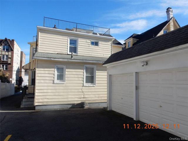 312 S 2nd Avenue, Mount Vernon, NY 10550