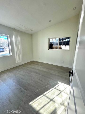 20315 Vose, Winnetka, CA 91306