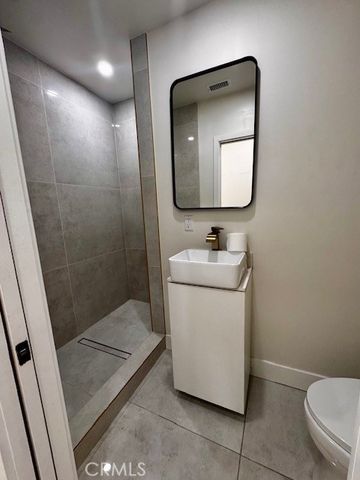 20315 Vose, Winnetka, CA 91306