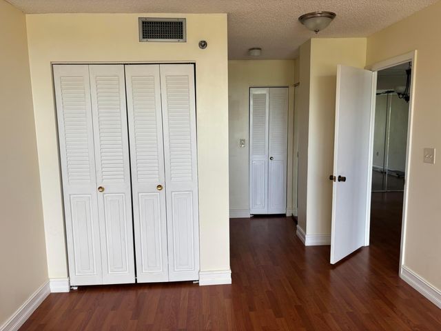 1200 St Charles Place, Pembroke Pines, FL 33026