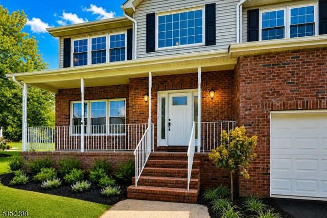 114 BRANDON CT, Branchburg Twp., NJ 08853