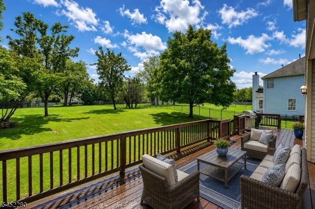 114 BRANDON CT, Branchburg Twp., NJ 08853