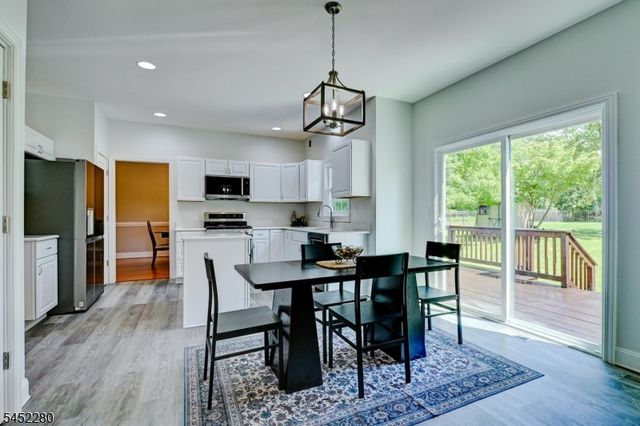 114 BRANDON CT, Branchburg Twp., NJ 08853