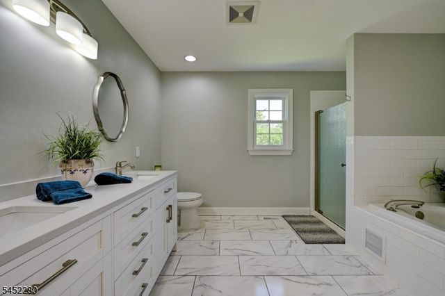 114 BRANDON CT, Branchburg Twp., NJ 08853