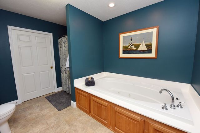 135 W Longview Drive, Blairsville, GA 30512