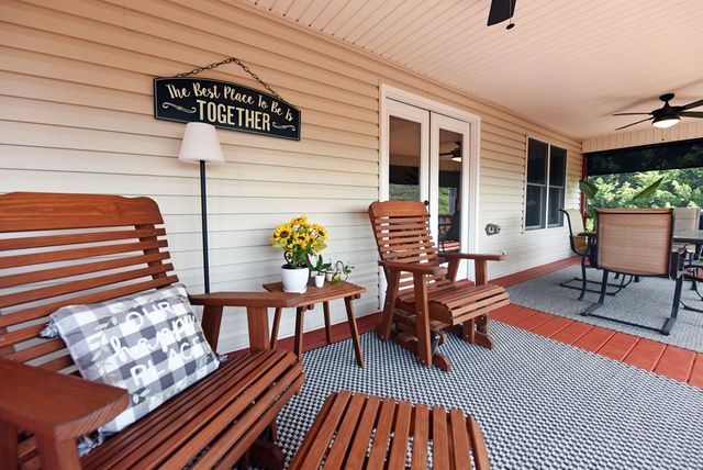 135 W Longview Drive, Blairsville, GA 30512