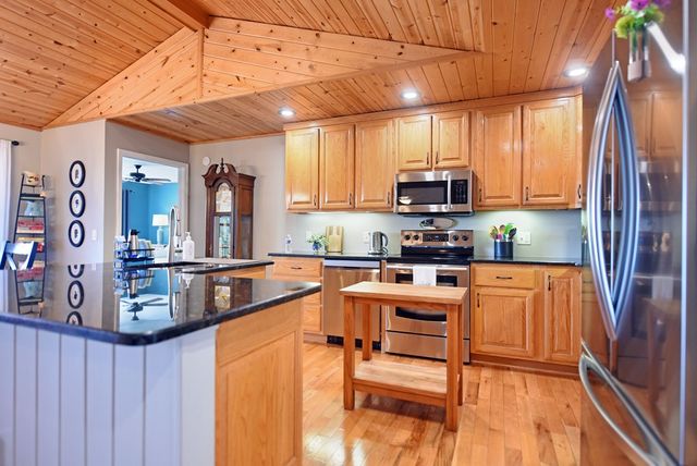 135 W Longview Drive, Blairsville, GA 30512