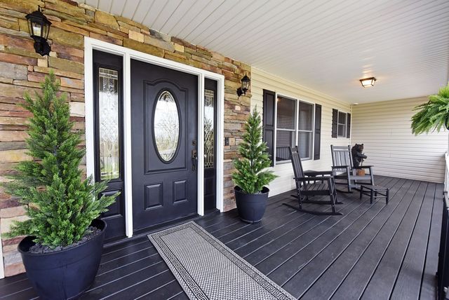 135 W Longview Drive, Blairsville, GA 30512