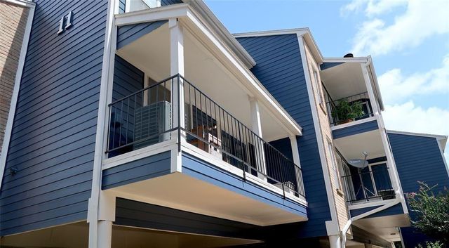 18515 Egret Bay Boulevard 1101, Webster, TX 77058