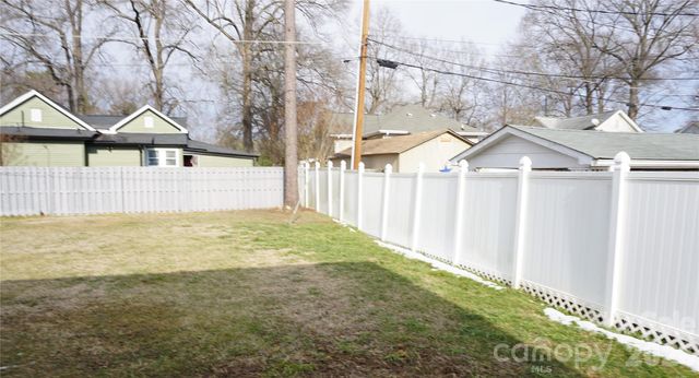 1022 W C Street, Kannapolis, NC 28081