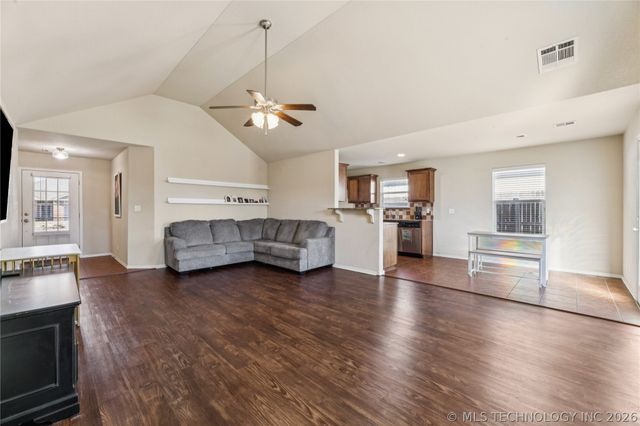 10709 N 153rd East Avenue, Owasso, OK 74055