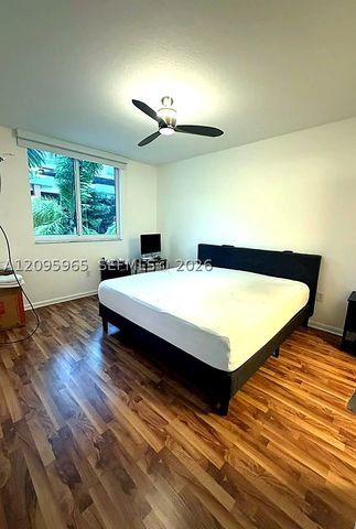 2775 NE 187th St 225, Aventura, FL 33180
