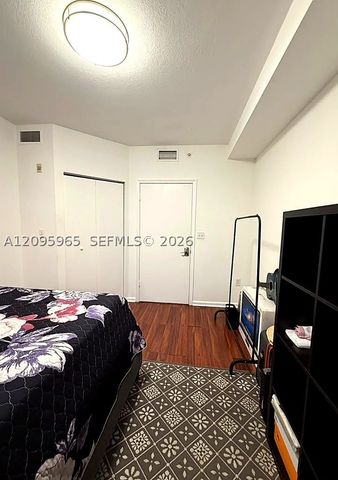 2775 NE 187th St 225, Aventura, FL 33180