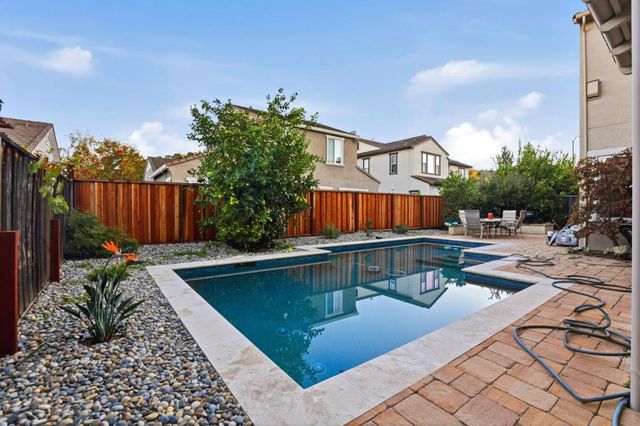 480 Winter Creek Way, Morgan Hill, CA 95037