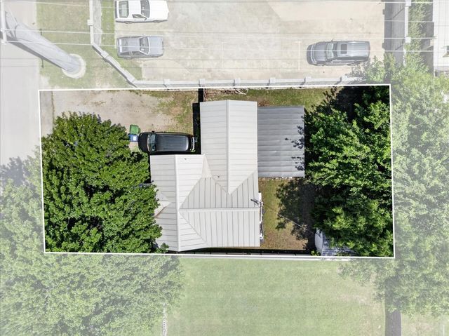 218 Bargerr Street, Garland, TX 75040