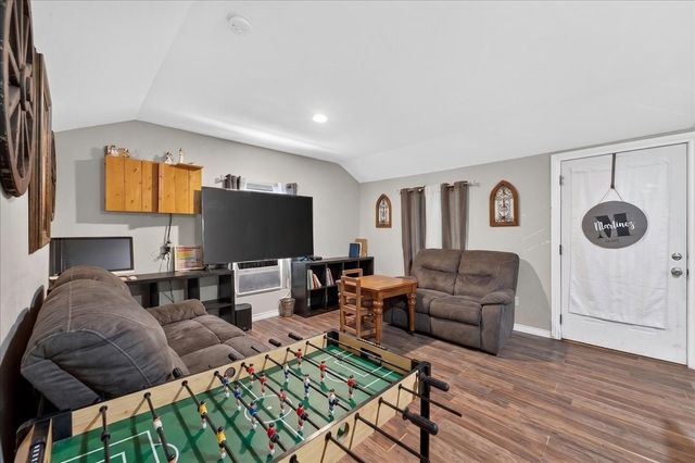 218 Bargerr Street, Garland, TX 75040