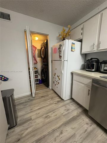 721 Sunny Pine Way C2, Greenacres, FL 33415
