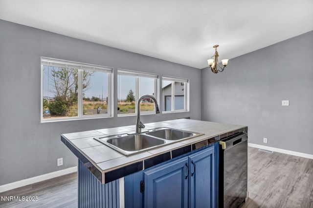 3035 4th Street, Silver Springs, NV 89429