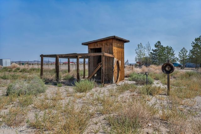 3035 4th Street, Silver Springs, NV 89429