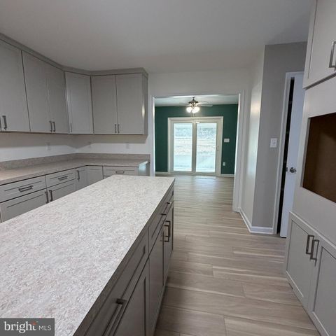155 BUCHANAN VALLEY RD, Orrtanna, PA 17353