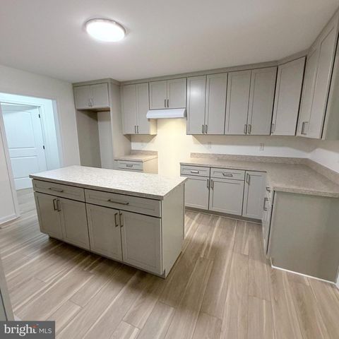 155 BUCHANAN VALLEY RD, Orrtanna, PA 17353