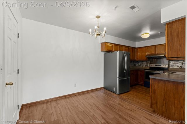 10161 Nancys Boulevard 92, Grosse Ile Township, MI 48138