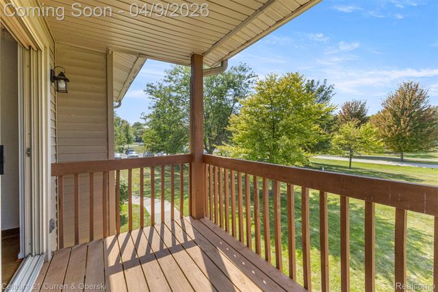 10161 Nancys Boulevard 92, Grosse Ile Township, MI 48138