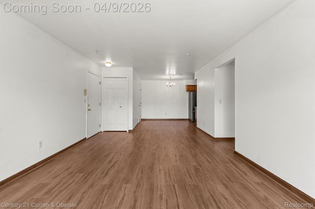 10161 Nancys Boulevard 92, Grosse Ile Township, MI 48138