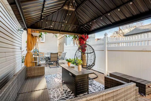 151-05 20th Road 20th, Whitestone, NY 11357