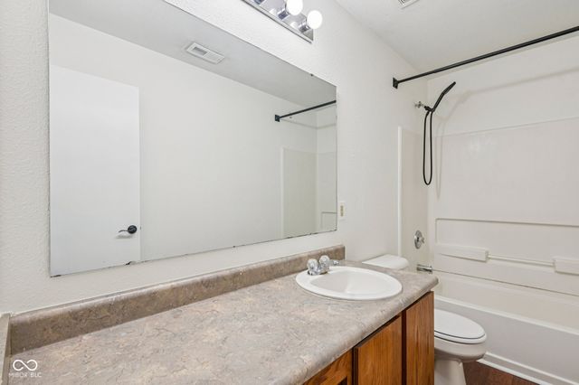 10881 Mansfield Way, Ingalls, IN 46048