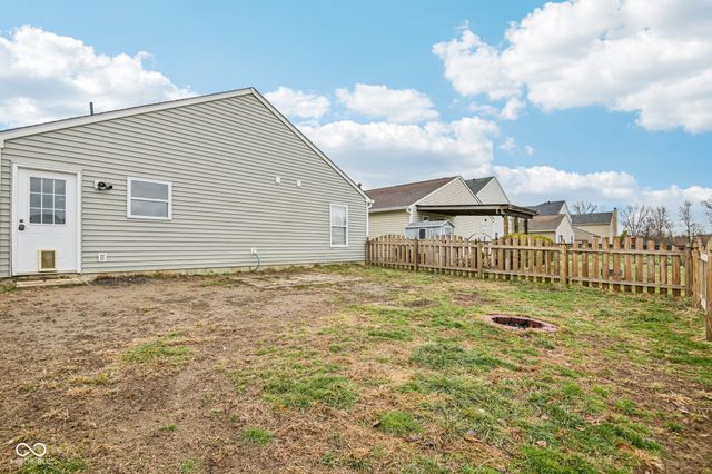 10881 Mansfield Way, Ingalls, IN 46048