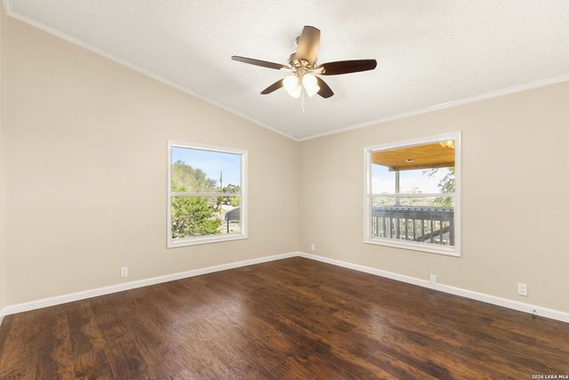 4551 chamberlain, Canyon Lake, TX 78133