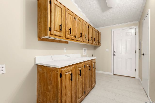 4551 chamberlain, Canyon Lake, TX 78133