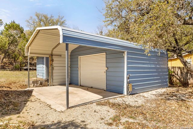 4551 chamberlain, Canyon Lake, TX 78133