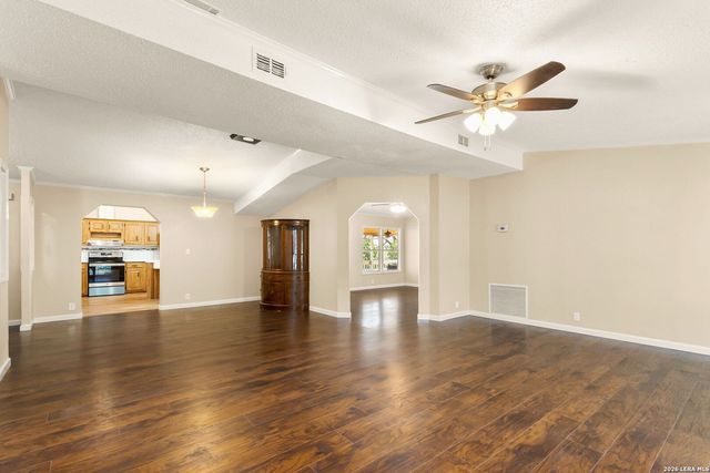 4551 chamberlain, Canyon Lake, TX 78133